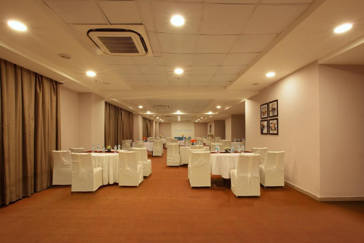 สตาร์ลิท สวีทส์ Hotel Kammasandra ภายนอก รูปภาพ