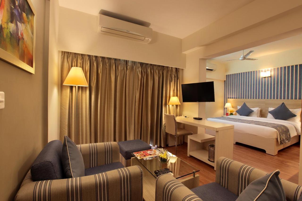 สตาร์ลิท สวีทส์ Hotel Kammasandra ภายนอก รูปภาพ