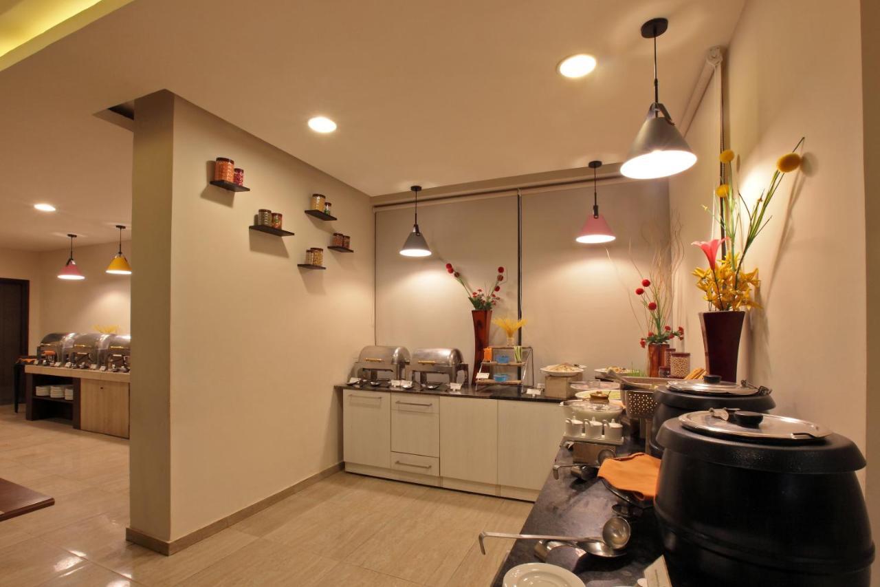 สตาร์ลิท สวีทส์ Hotel Kammasandra ภายนอก รูปภาพ