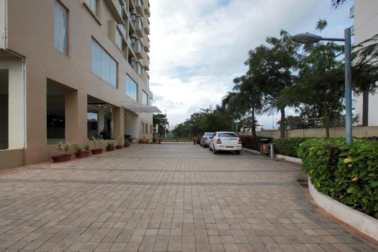 สตาร์ลิท สวีทส์ Hotel Kammasandra ภายนอก รูปภาพ