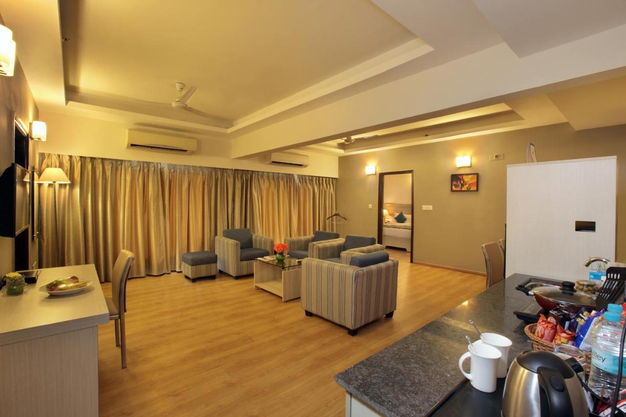 สตาร์ลิท สวีทส์ Hotel Kammasandra ภายนอก รูปภาพ