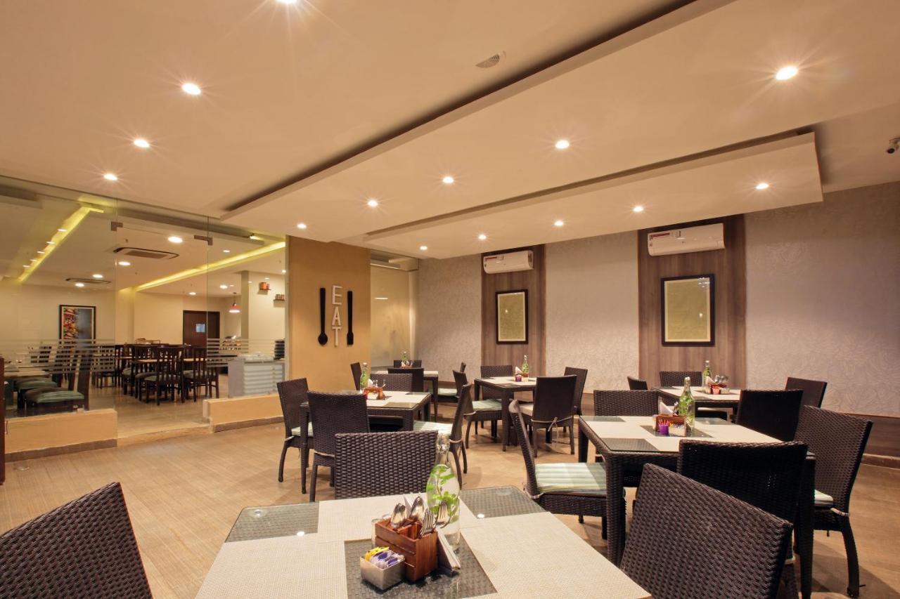 สตาร์ลิท สวีทส์ Hotel Kammasandra ภายนอก รูปภาพ