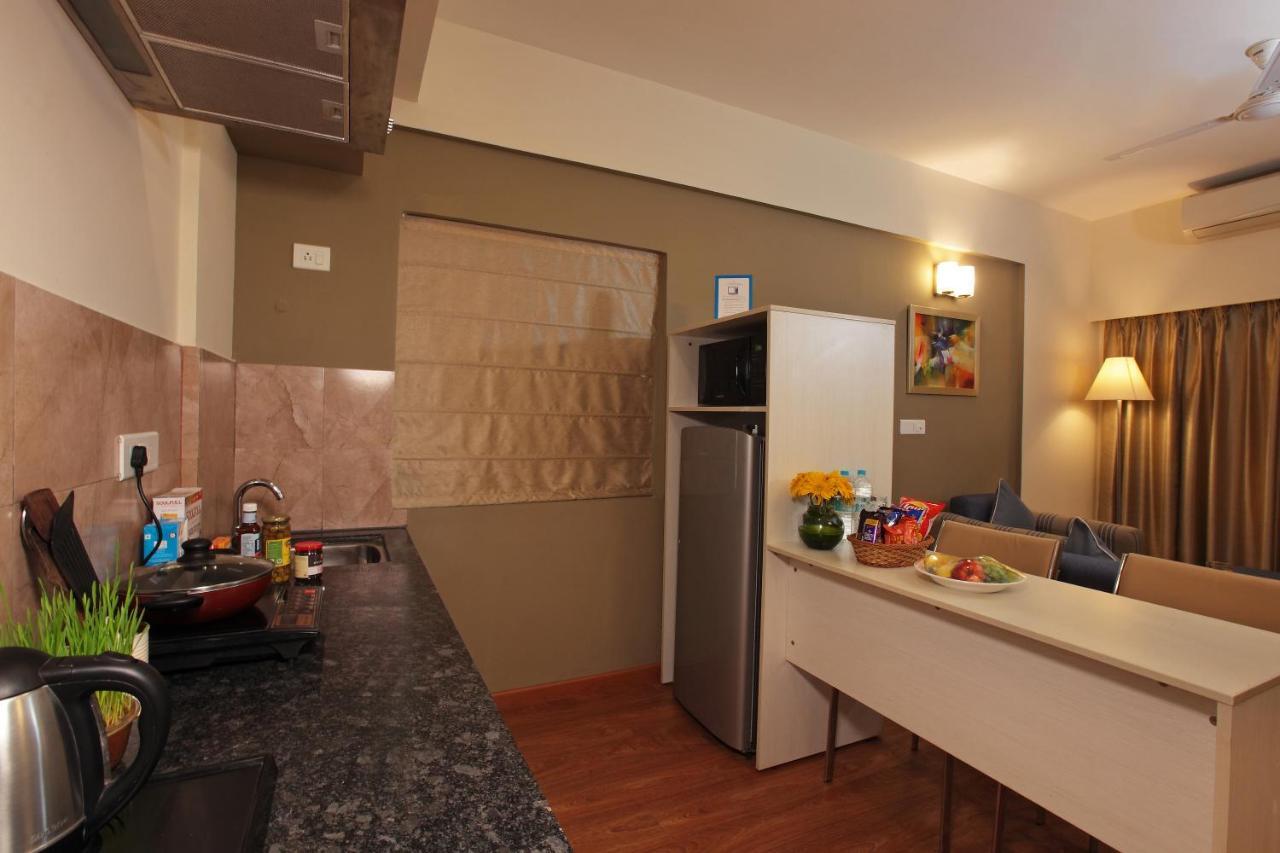 สตาร์ลิท สวีทส์ Hotel Kammasandra ภายนอก รูปภาพ
